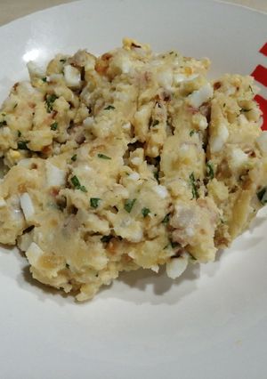 Una foto de Ensalada de huevo con papa