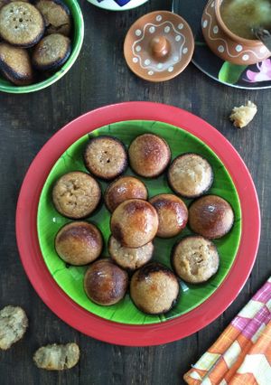 A picture of Goad Aappe (Sweet Rice Paniyarams In NKGSB Style).