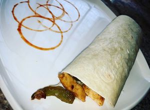 Foto principal de Deliciosas y fáciles fajitas de verdura y pollo.Encantara tanto a grandes como a chicos
