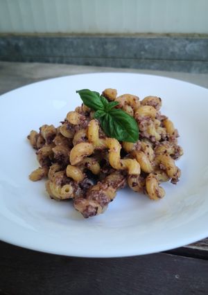 A picture of Red Radicchio Pesto.