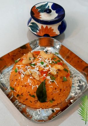 ચીઝી ટોમેટો ઉપમા (Cheesy Tomato Upma Recipe In Gujarati) રેસીપી મુખ્ય ફોટો