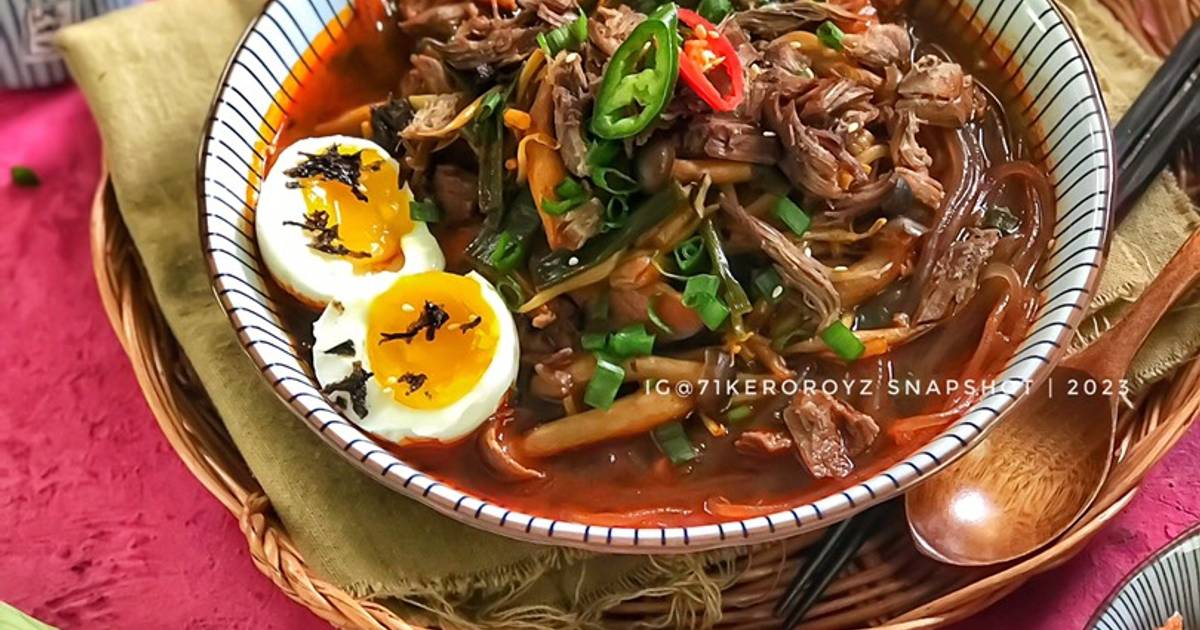 Resipi 🇰🇷 YUKGAEJANG | KOREAN BEEF STEW oleh Keroroyz Royz - Cookpad