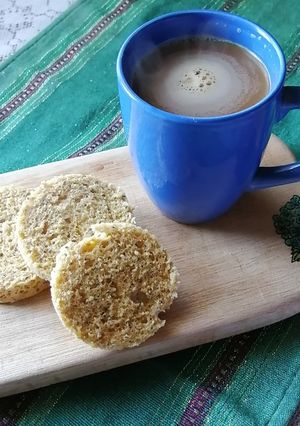 Una foto de Pan de avena en taza