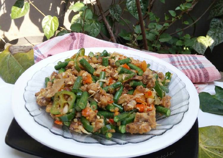 Tumis Pedas Oncom Kacang Panjang