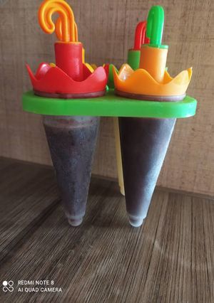 عکسی از دستور بستنی یخی شکلاتی😋🍫