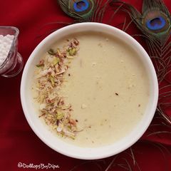 A picture of Sabudana Kheer.