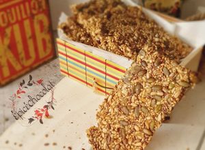 Une photo de CRACKERS MULTI GRAINES (SANS FARINE)