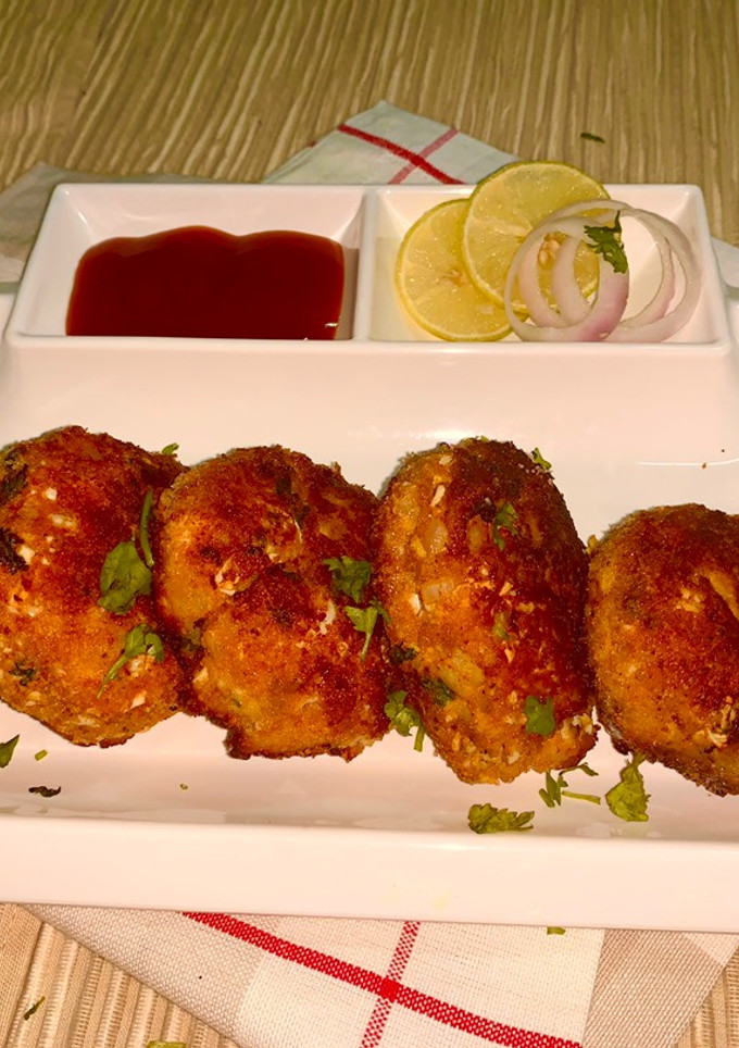 முட்டை கட்லெட் (Muttai cutlet recipe in tamil) செய்முறை முக்கிய புகைப்படம்