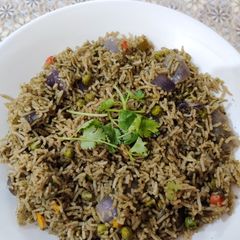 A picture of Green Rice.