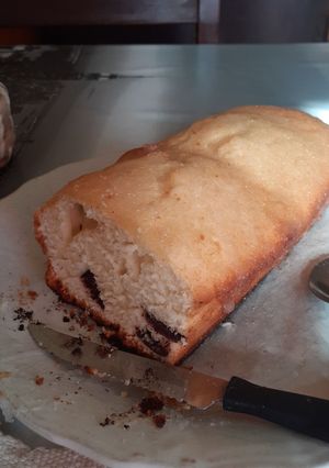 Una foto de Budín de limón y chispas de chocolate