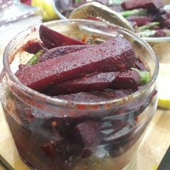 A picture of Beetroot pickle sweet and sour taste.