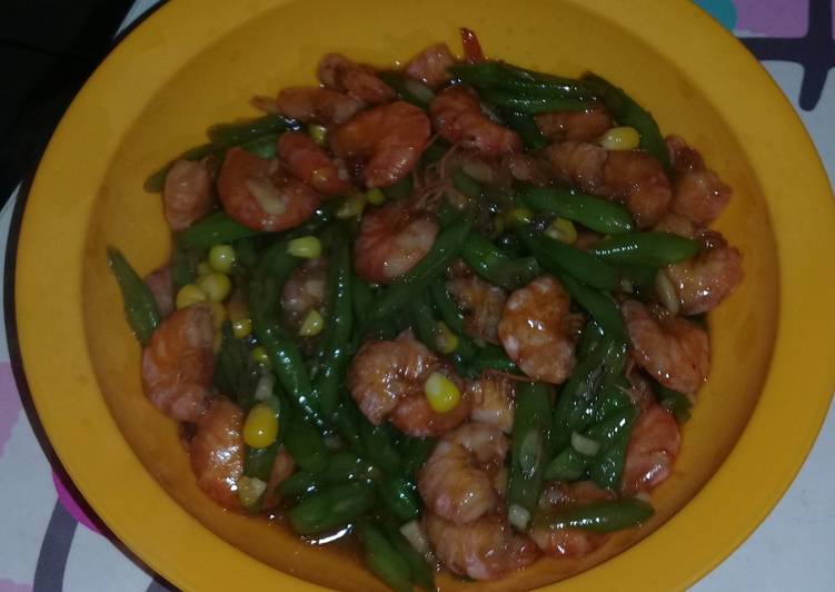 Bagaimana Menyiapkan Tumis Buncis Udang Asam Manis Ala Dapur Galuh yang Enak Banget