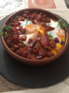 Una foto de Huevos al plato