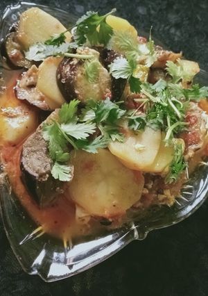 A picture of Bhigara aloo baingan.