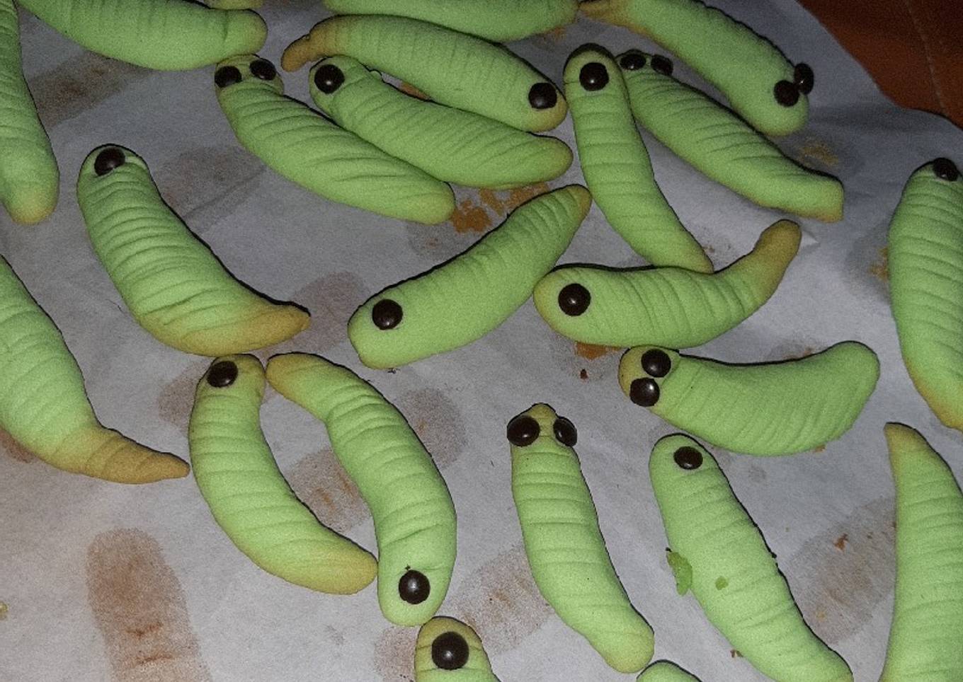 Kue kering ulat ijo
