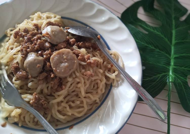 Bagaimana Menyiapkan Bakmi daging baso, Enak