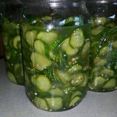 A picture of Dill Pickle Chips.