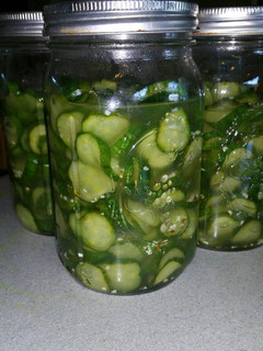 A picture of Dill Pickle Chips.