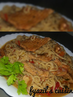 A picture of Indomie jollof.