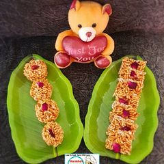 Puffed rice chikki - Ladoo Murmura Chikki - Ladoo A picture of Puffed rice chikki - Ladoo Murmura Chikki - Ladoo.