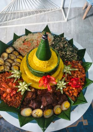 Foto resep Tumpeng nasi kuning