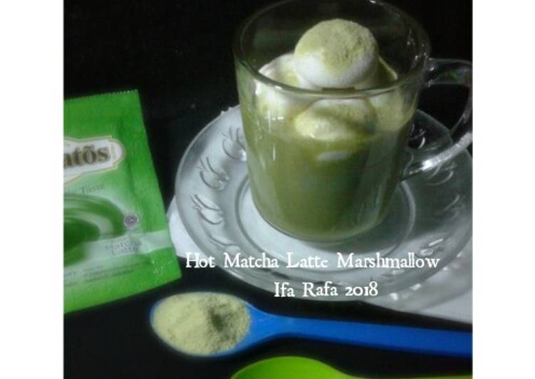 Hot Matcha Latte Marshmallow