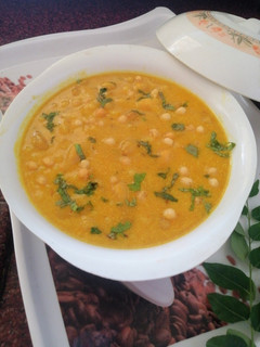 बूंदी कढ़ी (boondi kadhi recipe in Hindi) रेसिपी मुख्य फोटो