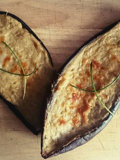 Una foto de Berenjenas rellenas de atún