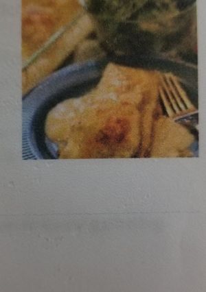 A picture of White chicken enchiladas.