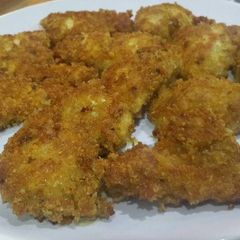 A picture of Chunky cheesy chicken nuggets.
