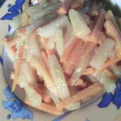 รูปของ Acar kuning(wortel timun)