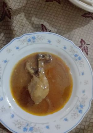 A picture of Chicken nihari.