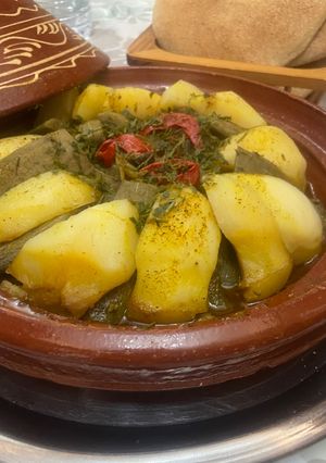 Une photo de Tajine de viande de chèvre
