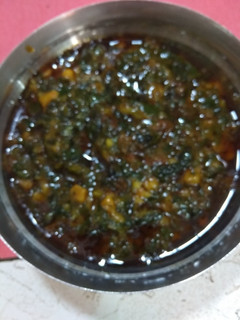 લોટ વાળી મેથીની ભાજી (Methi Bhaji Besan Shak Recipe In Gujarati) રેસીપી મુખ્ય ફોટો