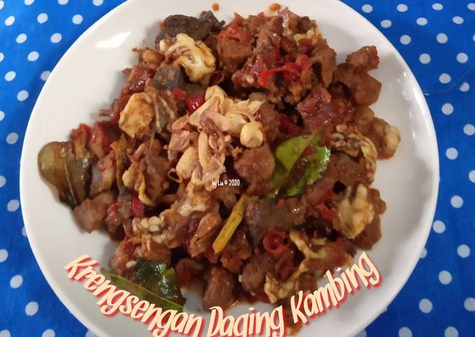 Bagaimana Menyiapkan Krengsengan Daging Kambing yang Enak