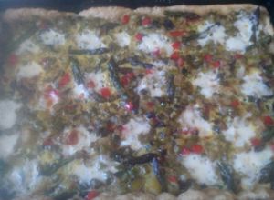Una foto de Tarta de espárragos y bróccoli (rinde 4 porciones)