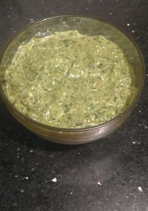 A picture of Coriander chutney.