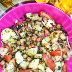 A picture of Aloo Chana Chaat.