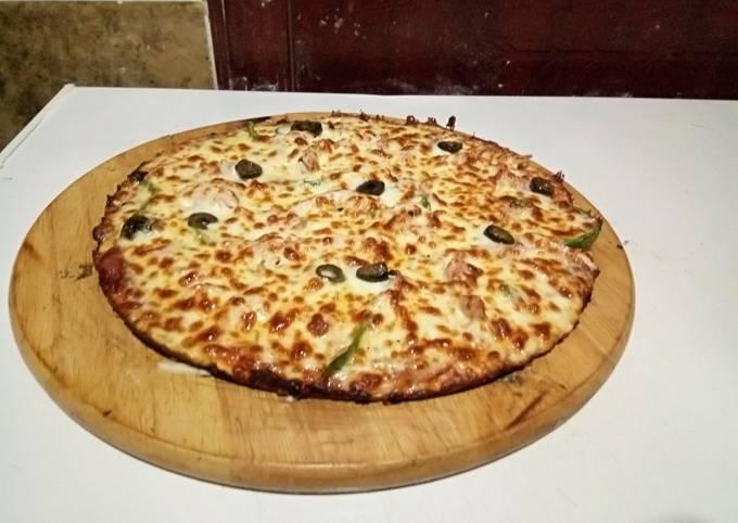 Easy Chicken Pizza