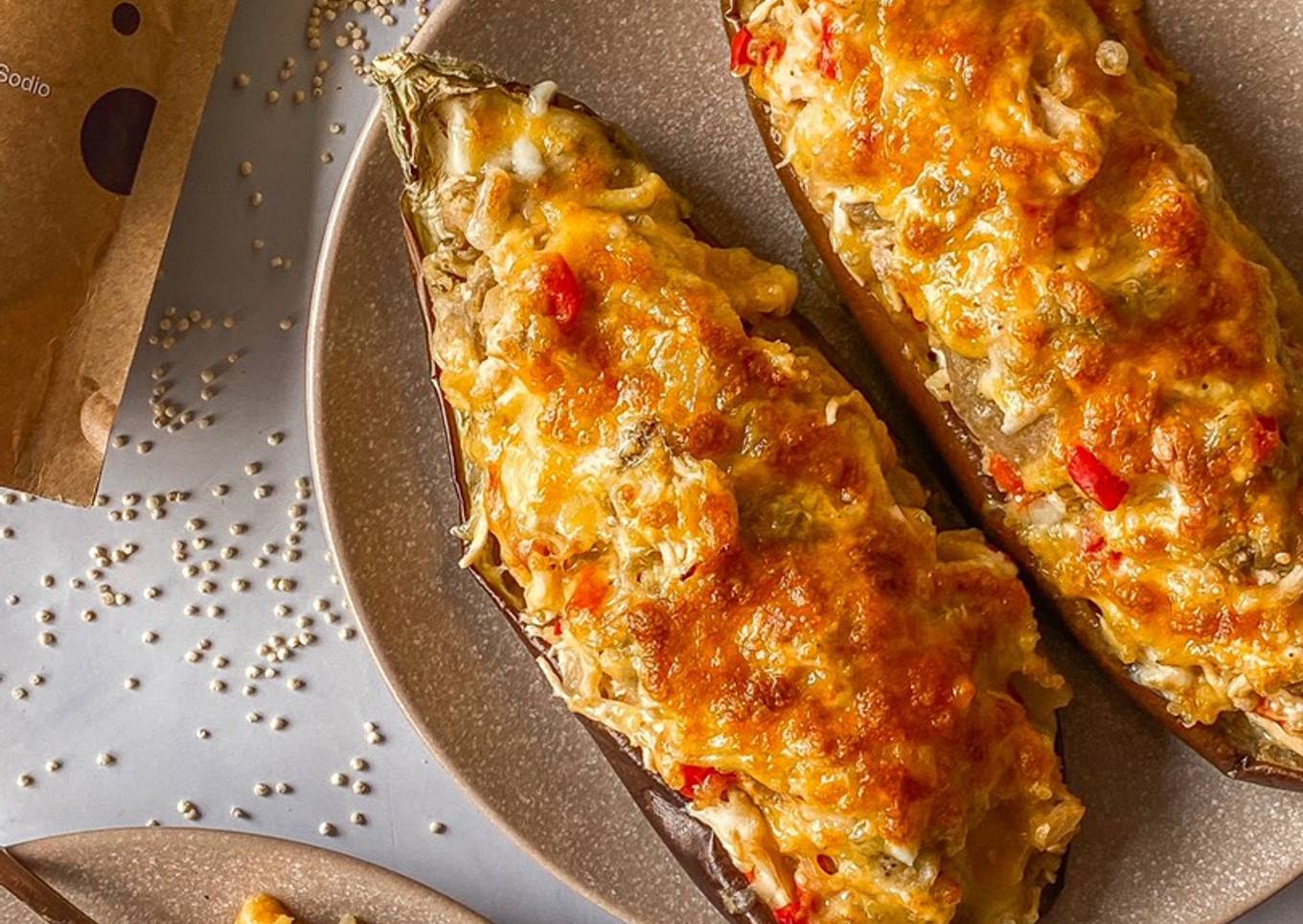 Berenjenas rellenas de pollo y quinoa