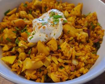 Easy Fast Cooking Cold rice salad with apples and cashews Indianstyle Delicious Nutritious