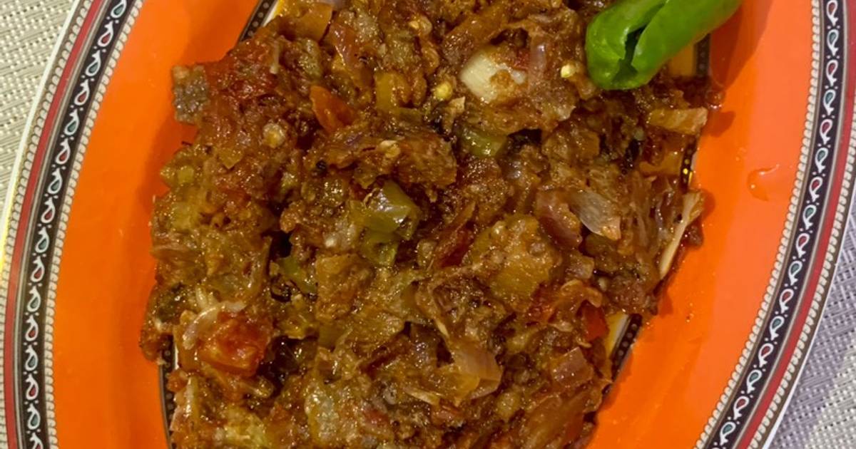 Baingan ka bharta (with roasting method) Recipe by Sarosh Zeeshan Cookpad