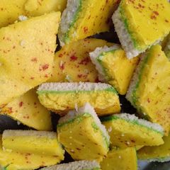 A picture of #Tricolor_dhokla.