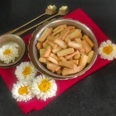 A picture of Nimki / Khasta Namak Para For Tea Time ☕.