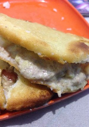 Una foto de Arepas venezolanas con atún