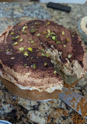 A picture of Pistachio and Pumpkin Tiramicheesecake.