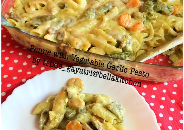 Bagaimana Menyiapkan Penne with Garlic Pesto, Enak Banget