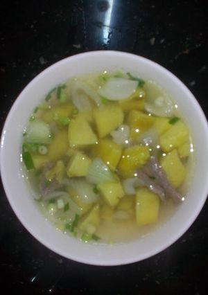Hình của món Canh khoai lang nấu thịt bò.