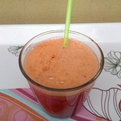 A picture of Watermelon Lemonade.