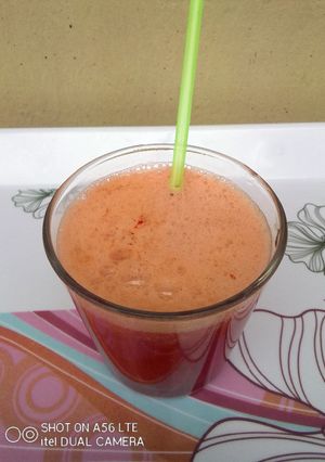 A picture of Watermelon Lemonade.
